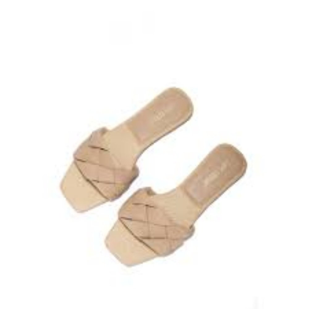 NWT CAPE ROBBIN DEJA‎ WOVEN SLIP-ON FLATS MULES SLIDE SANDALS NUDE 5.5, 6
